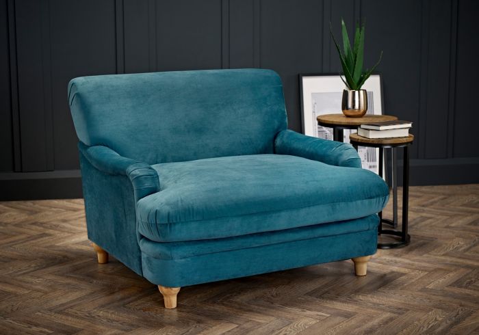 LPD Plumpton Velvet Chair