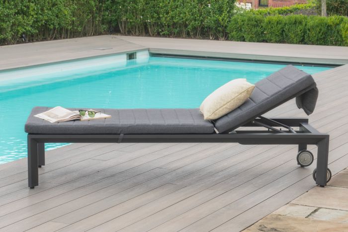 Maze Manhattan Sunlounger